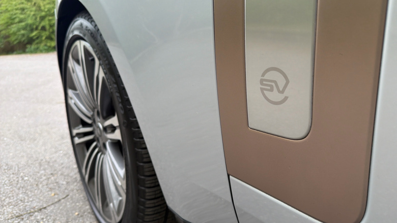 Land Rover Range Rover 4.4 P615 V8 SV 4dr Auto Petrol Estate